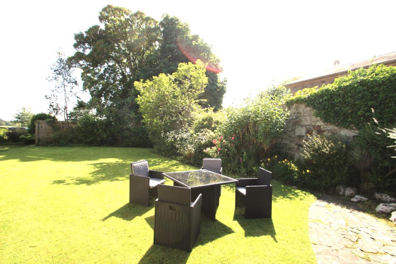 Beautiful 2 To 3 Bed Apartment With Stunning Views! Ayr Esterno foto